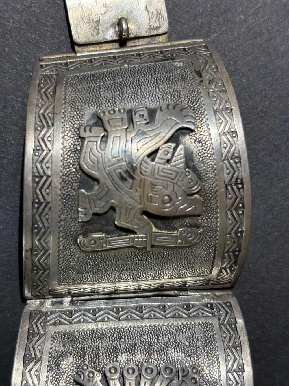 Silver Peruvian cuff bracelet - Picture 3 of 13